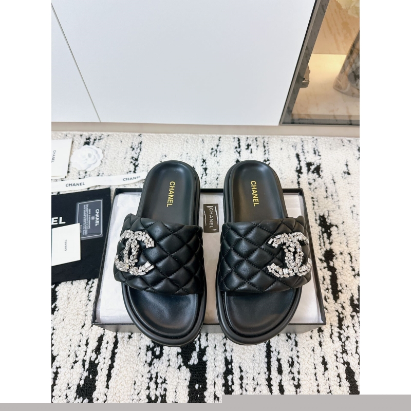 Ch*el slippers